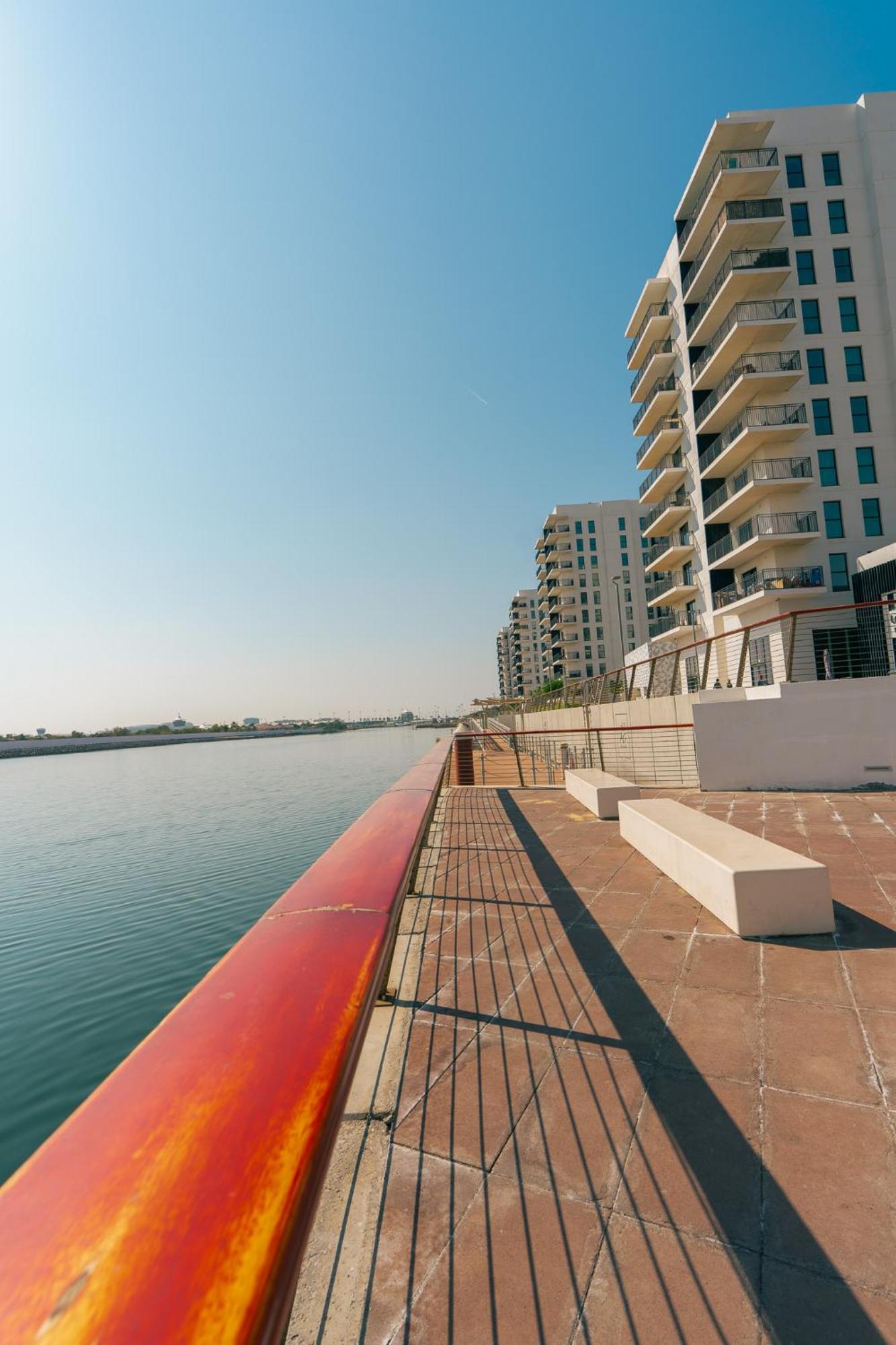 Otolo Homes On Yas Island With Complimentary Yas Theme Park Tickets Abu Dhabi