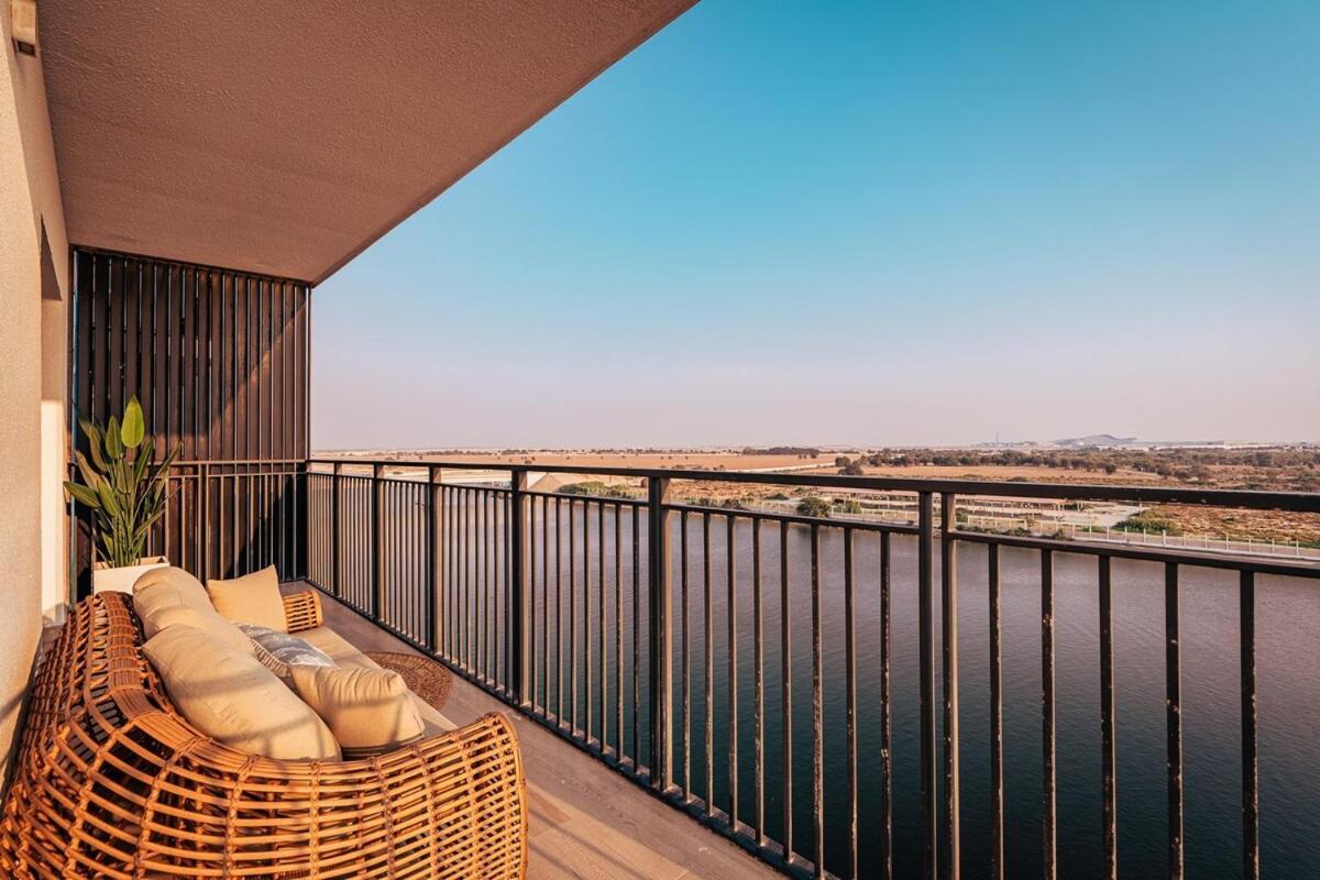 Otolo Homes On Yas Island With Complimentary Yas Theme Park Tickets Appartement Abu Dhabi