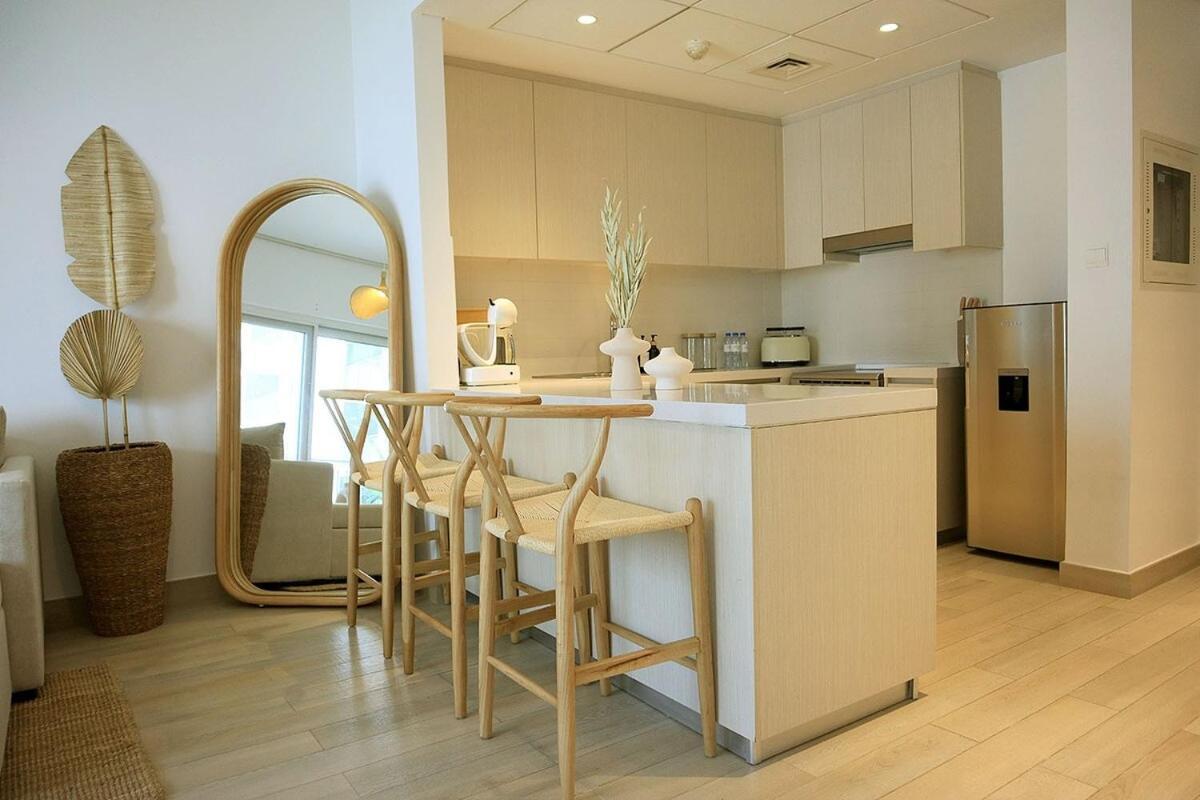 Appartement Otolo Homes On Yas Island With Complimentary Yas Theme Park Tickets